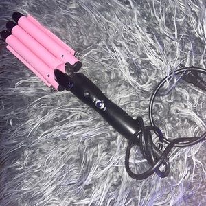 Pink 3 Barrel Crimping Iron.